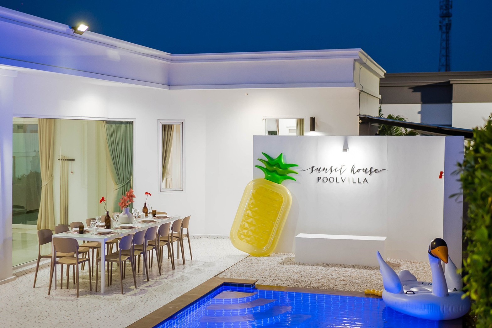 Sunset House ซันเซตเฮ้าส์